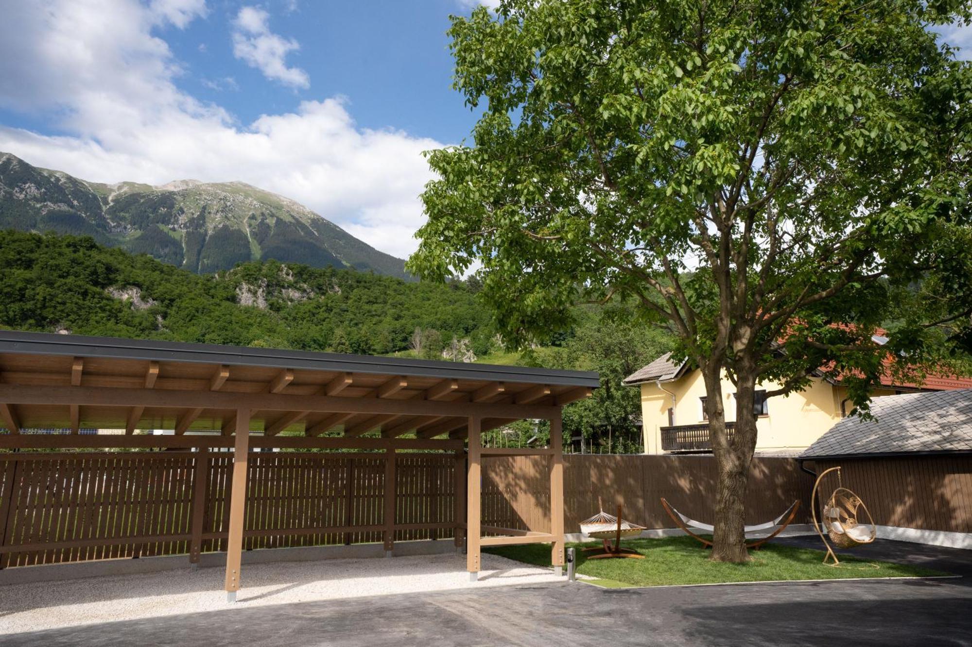 Kalan Boutique Stay Zirovnica Bagian luar foto