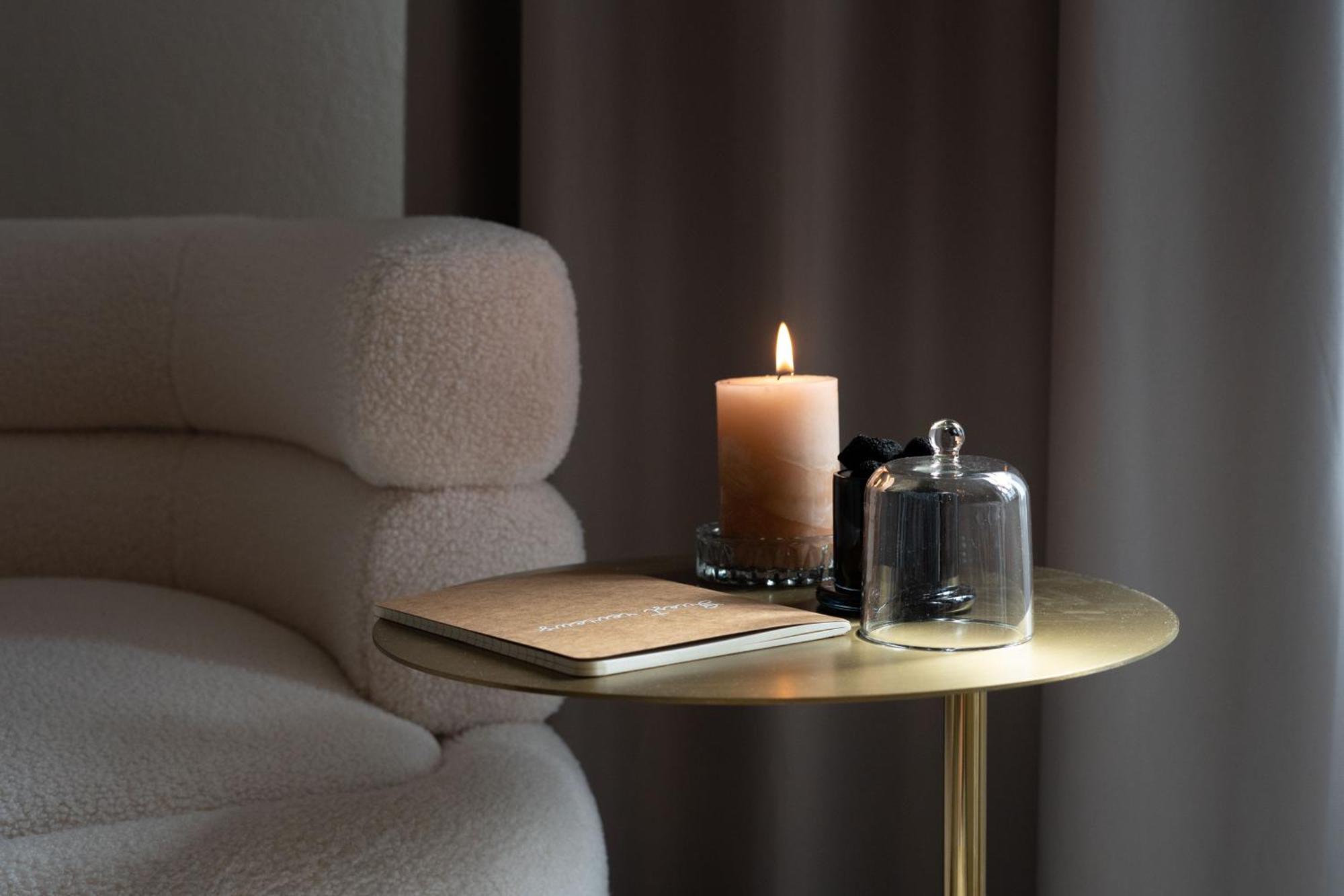 Kalan Boutique Stay Zirovnica Bagian luar foto