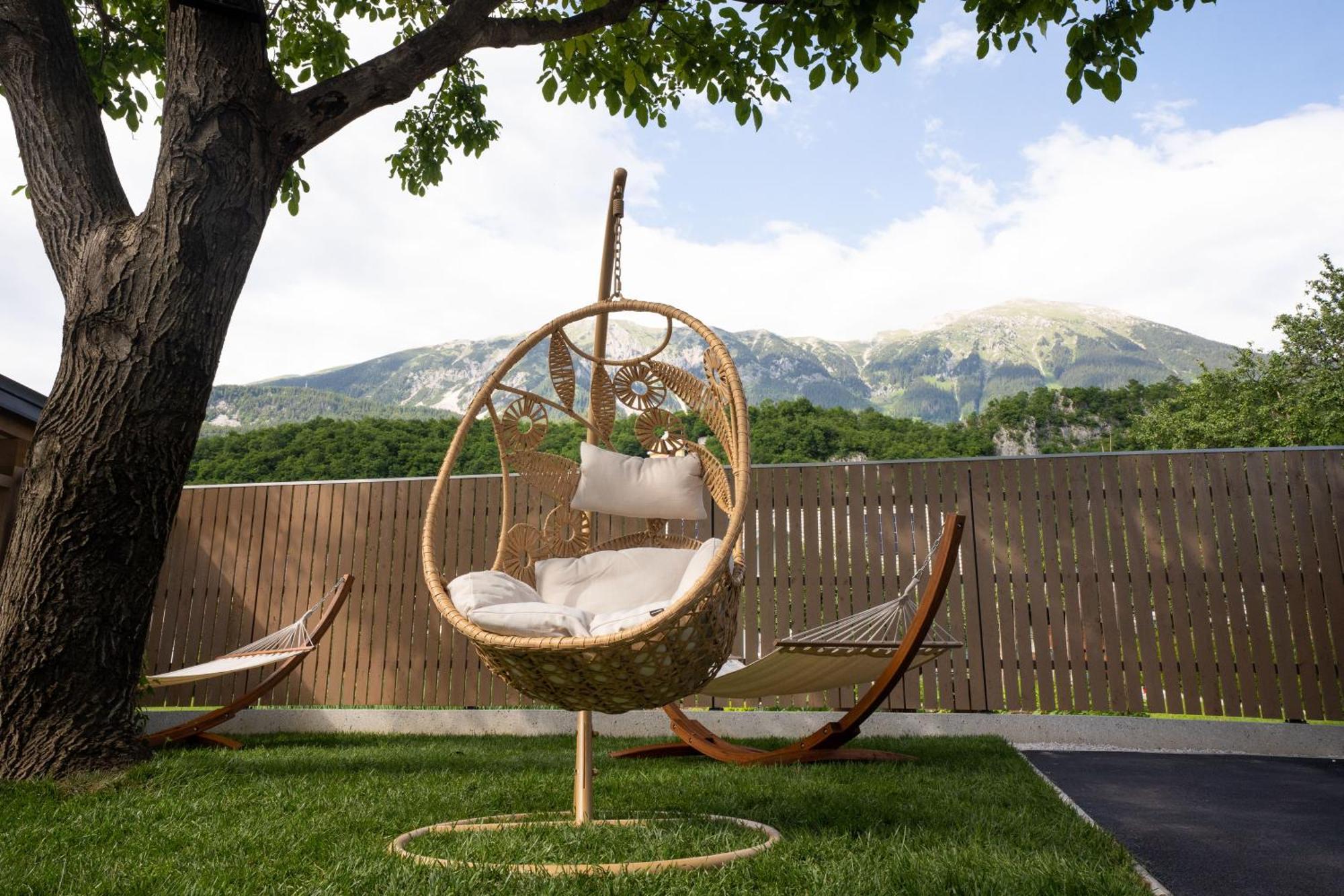Kalan Boutique Stay Zirovnica Bagian luar foto
