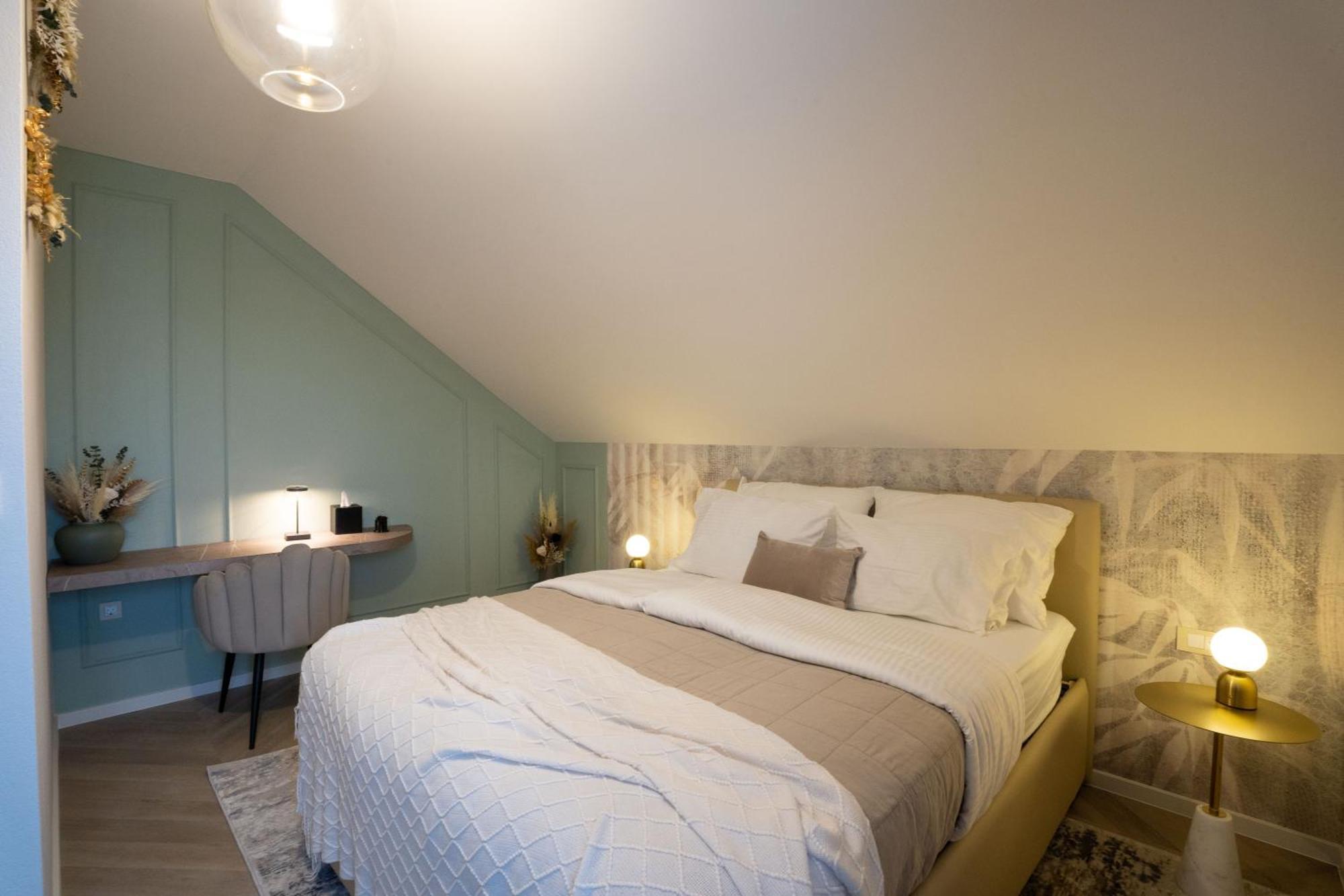 Kalan Boutique Stay Zirovnica Ruang foto