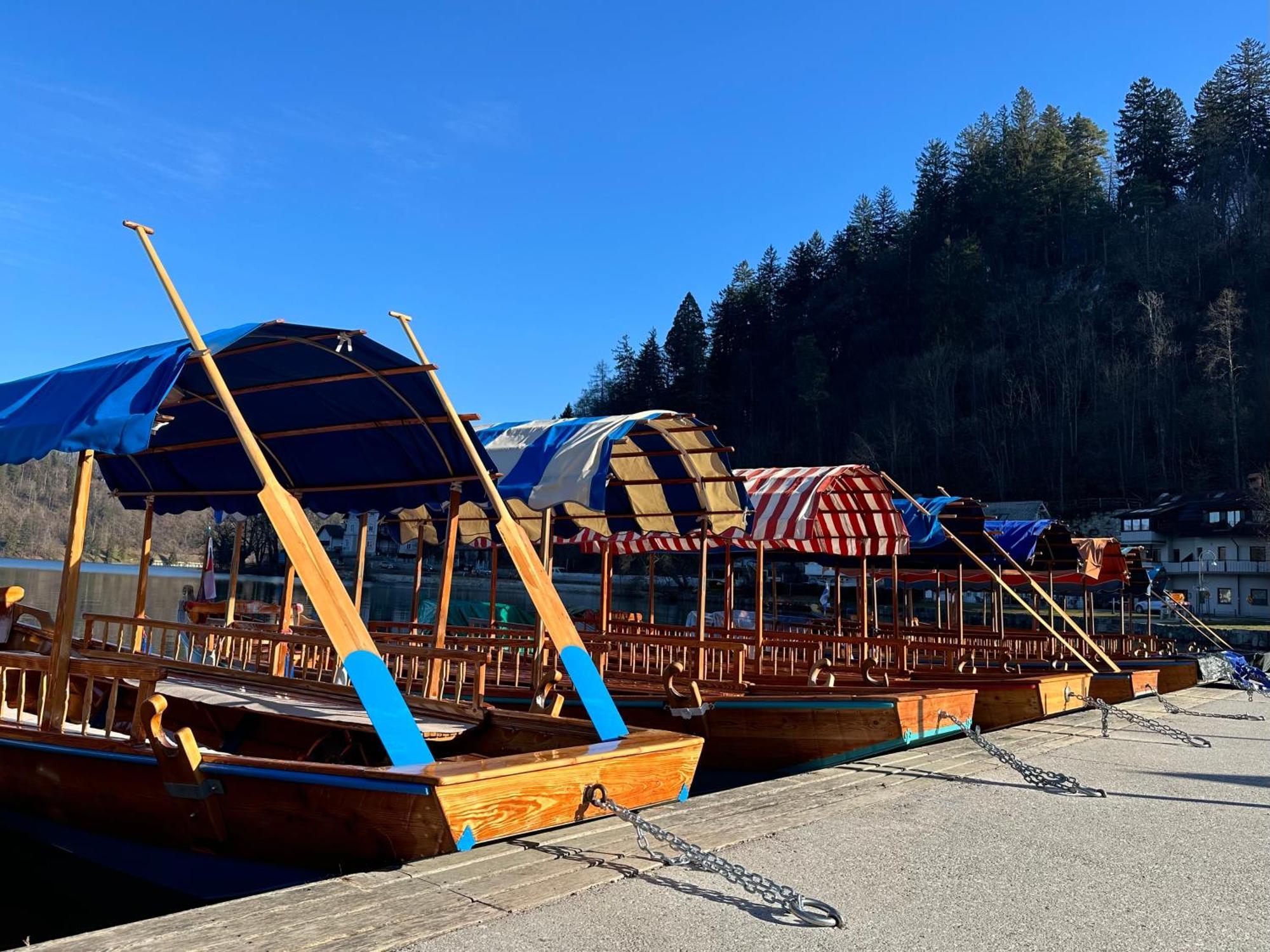 Kalan Boutique Stay Zirovnica Bagian luar foto