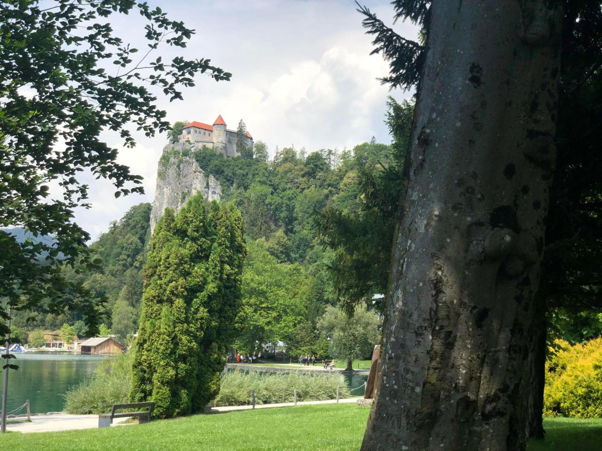 Kalan Boutique Stay Zirovnica Bagian luar foto
