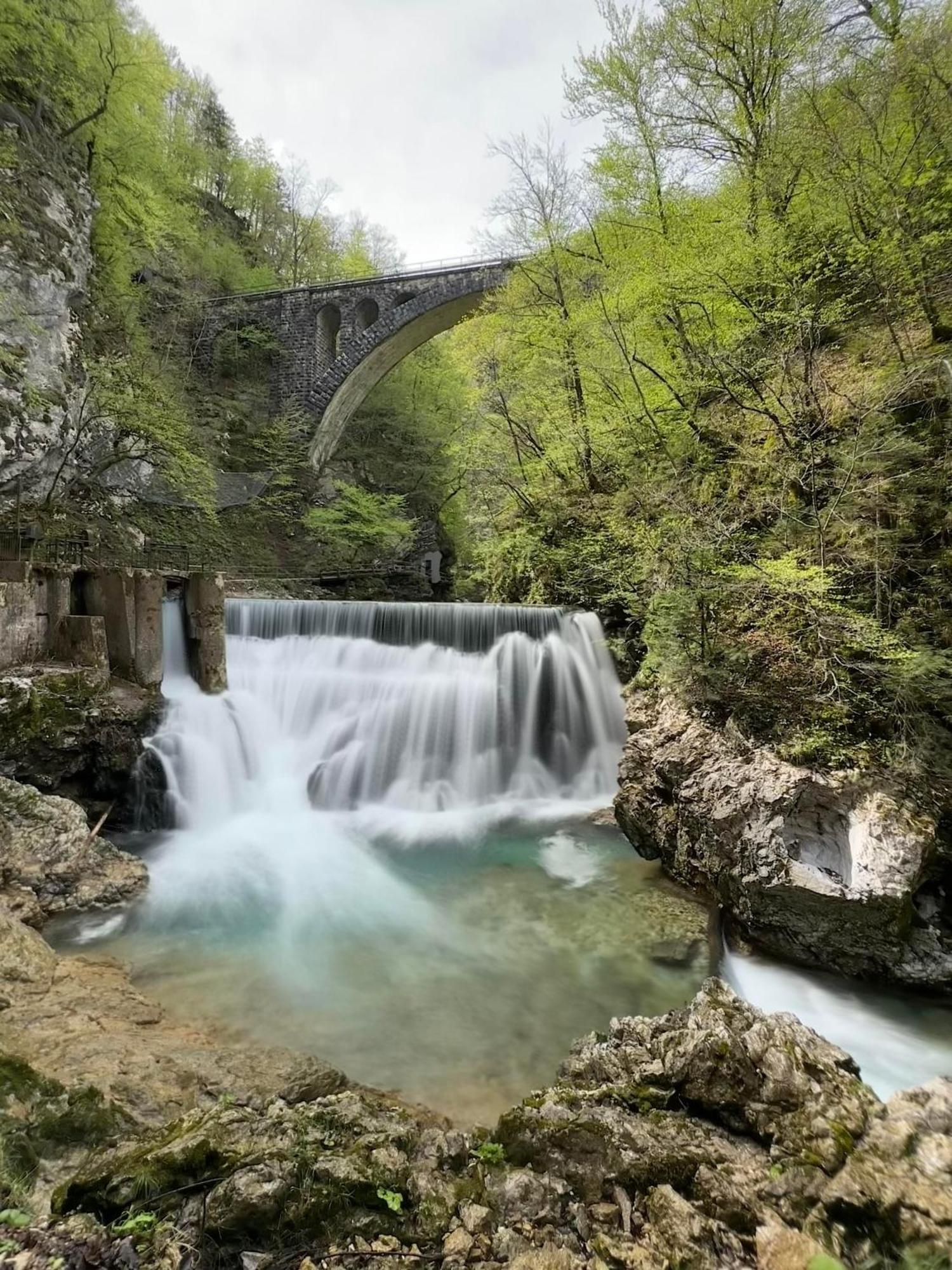 Kalan Boutique Stay Zirovnica Bagian luar foto